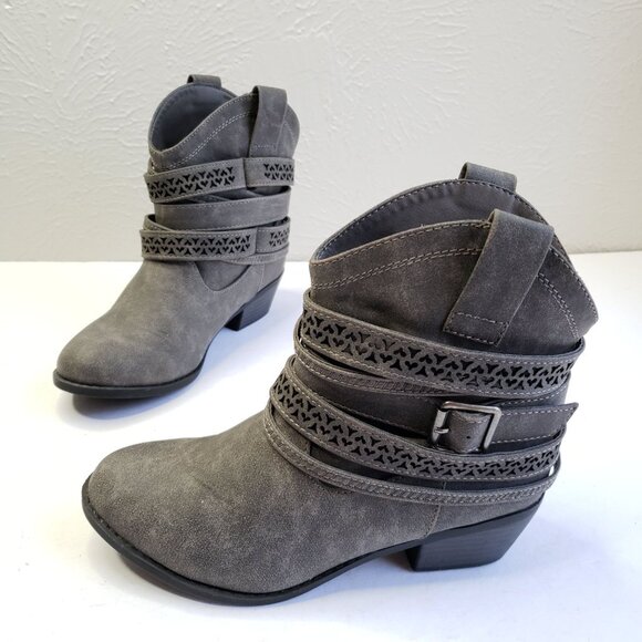 Not Rated Western Ankle Bootie Size 6 Gray Buckle Strap Pull On Cowgirl Boots - Picture 1 of 11